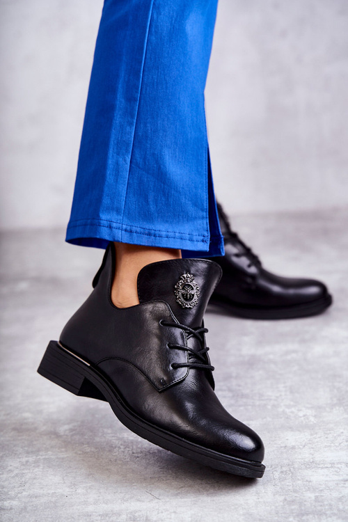 Kožené šněrovací kozačky s výřezy Černe Fabiana