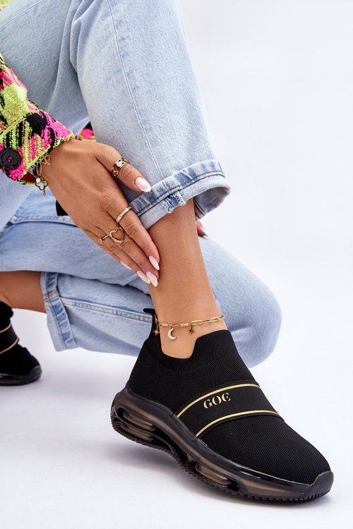 Dámske posuvné športové topánky Goe ll2n4032 čierna
