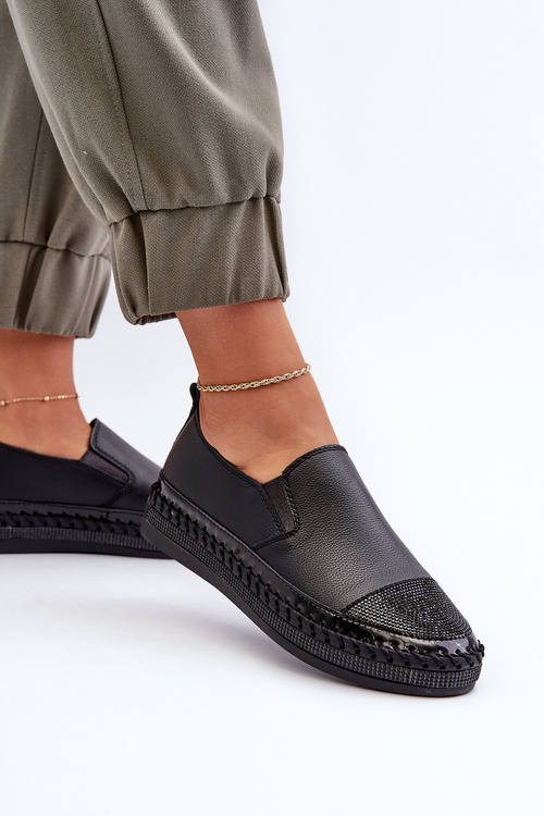 Dámské kožené polobotky na platformě černé D&A LR370