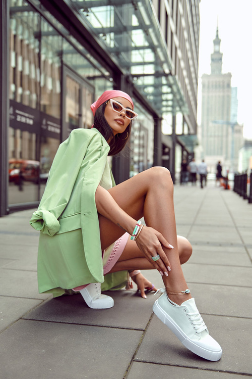 Dámske tenisky na platforme White prichádzajú