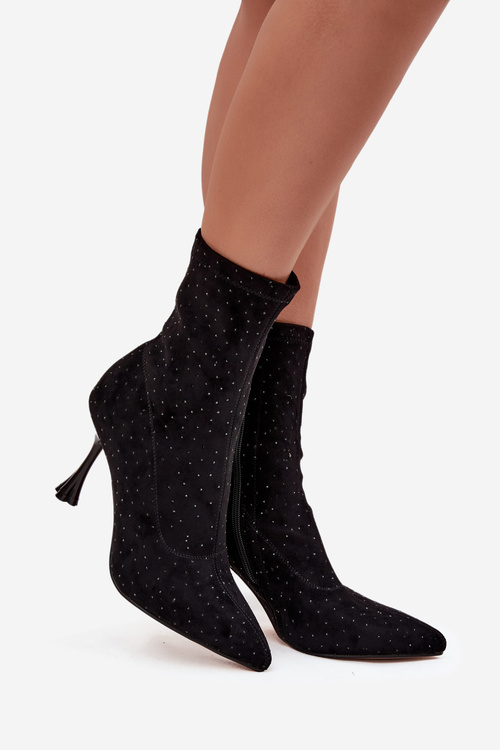 Ozdobené dámske čižmy na podpätku D&A JC52-882 Čierne