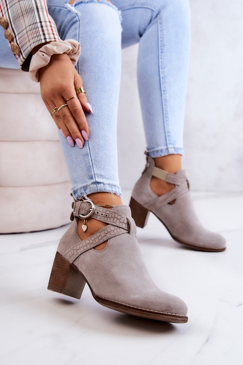 Kožené topánky s rezom na stĺpikovej šedej axelle