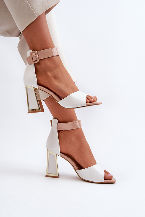 Lakýrované sandály na podpatku bílé Adrianu