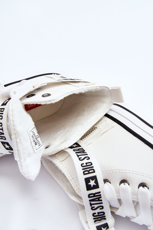 Vysoko izolovaná veľká hviezda GG274027 Biele tenisky