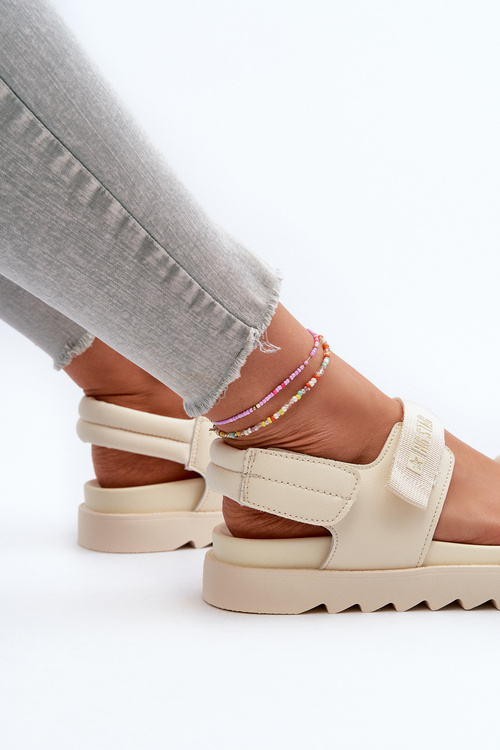 Dámske sandále na platforme Big Star NN274751 béžové