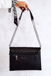 Prešívaný čierny Nerissa Messenger
