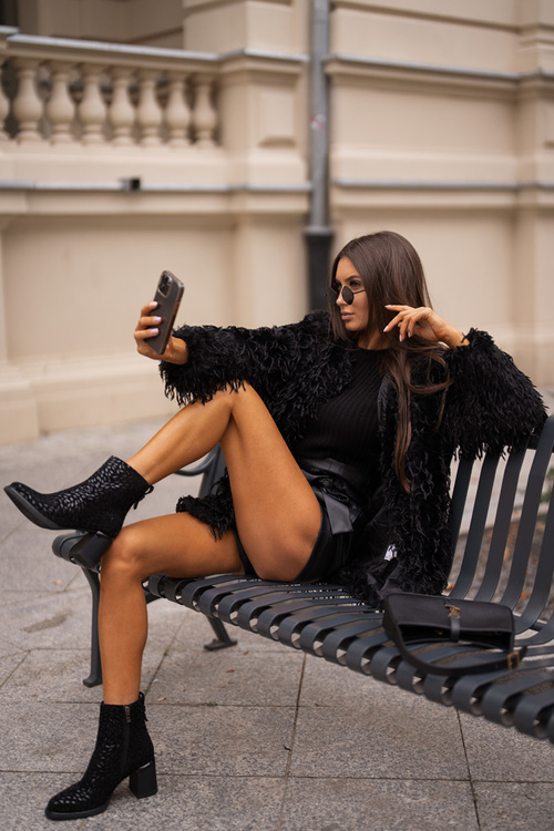 Dámské Boty Zateplené Na Podpatku Černé D&A MR880-085