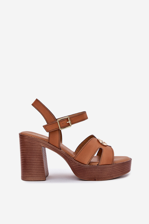 Dámske Sandále Na Podpätku S Zlatou Dekoráciou Camel Nusorilis