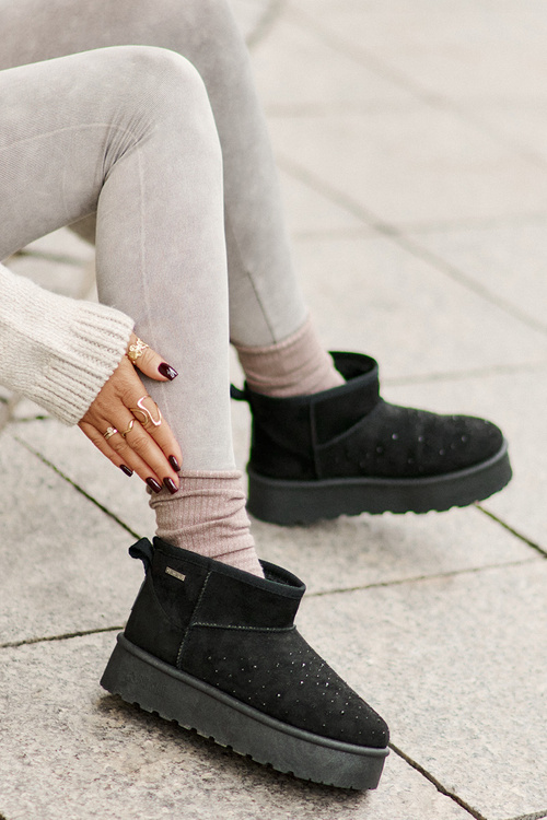 Sněhule se zdobením na platformě Big Star OO274A105 černé