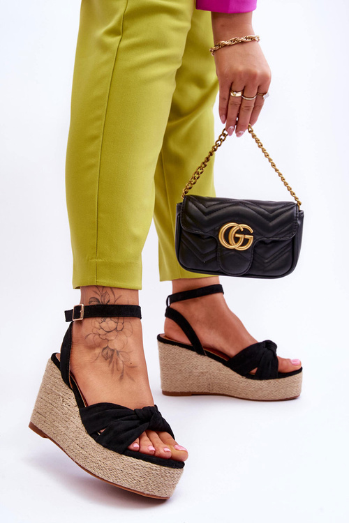 Dámske sandále na klinách Black Kendall