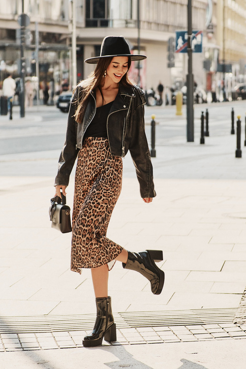 Kožené dámské botky na podpatku zateplené D&A JC42-37 Černé