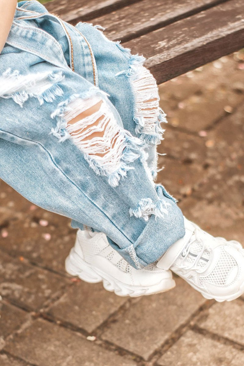 Detské tenisky s žiariacou jedinou LED bielymi tak chladno!