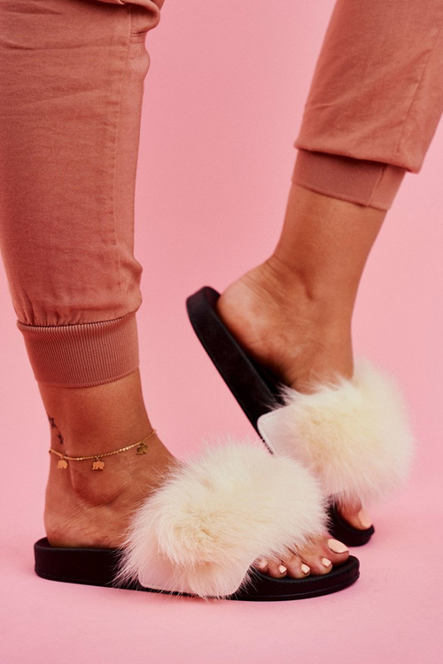 Dámske biele belmondo kožušinové papuče