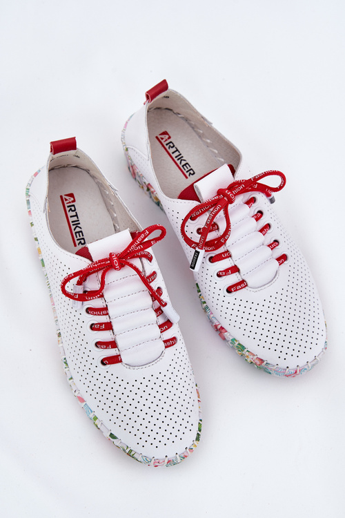 Dámské Kožené Polobotky Na Klínu Artiker 56C1799 Bílo-Stříbrné