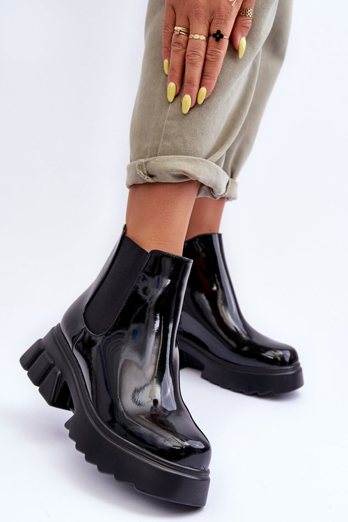 Dámské lesklé štíhlé boty černé Brizora