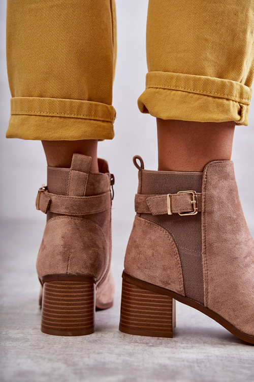 Semišové boty na sloupku Hněde Vannes