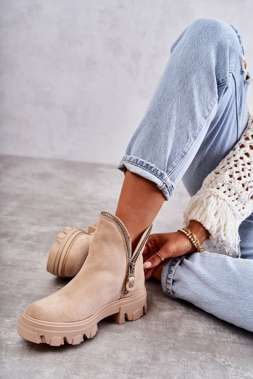 Dámske semišové topánky s béžovými výrezmi rytmu