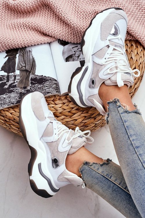 Dámske športové topánky Veľká hviezda od Daniela Lopeza Białe FF274A576