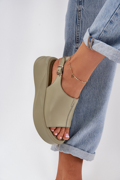 Kožené dámské sandály na platformě D&A SJ2301-2 zelené