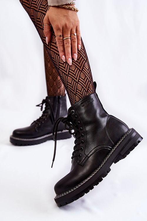 Dámske topánky na čiernej platforme Big Star KK274538