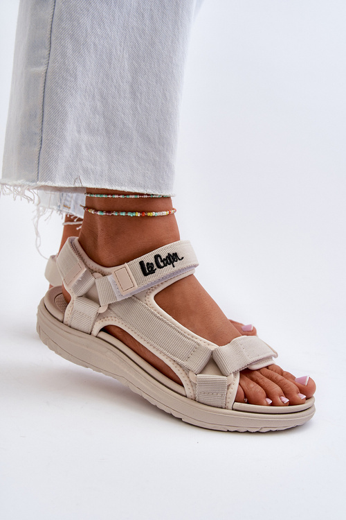 Dámske sandále Lee Cooper LCW-23-34-2614 Bežové