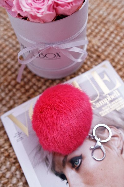 Přívěsek na klíče růžový koule