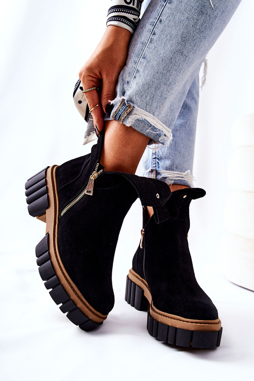 Izolované topánky s rezaným posúvačom čiernej kadencie