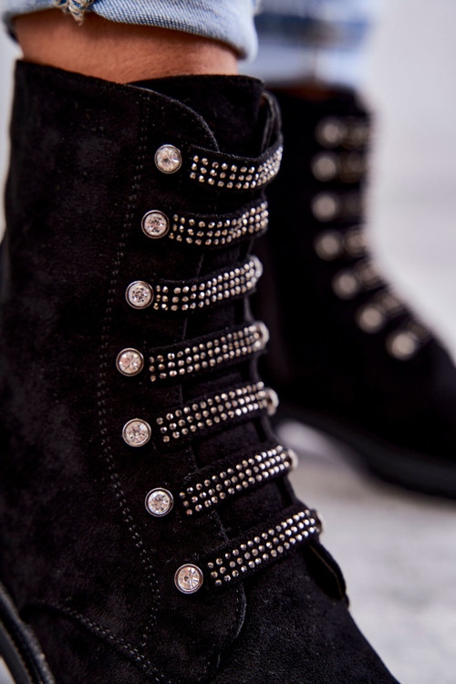 Semišové topánky s dekoratívnymi pruhmi čierna Malézia