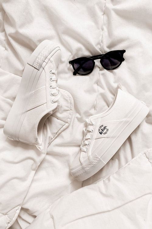 Tenisky na bielej platforme Lee Cooper LCW-22-31-0837L