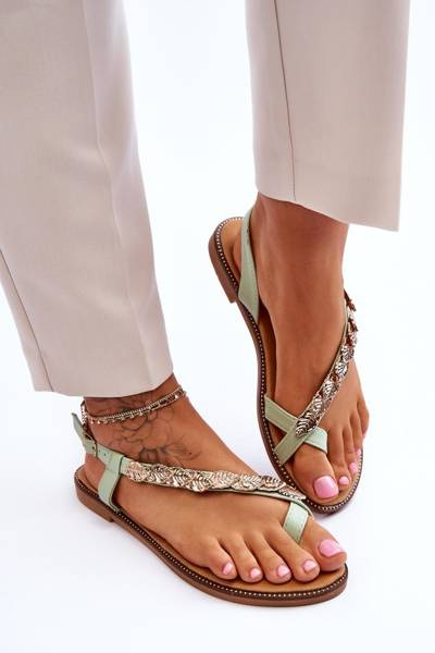 Dámske sandále s dekoráciami na zelenom páse Alamis