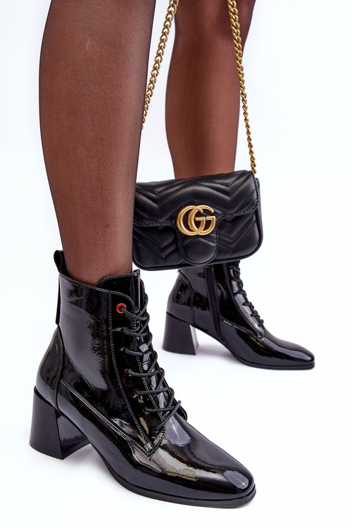 Lakované Botky Na Sloupku Černé Basciano