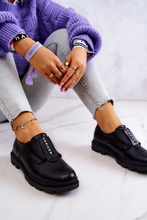 Dámske kožené topánky vkĺzli čiernu kirstee