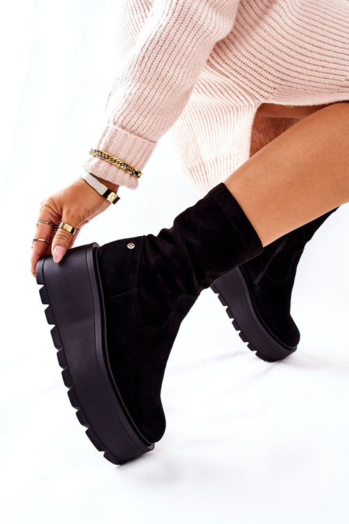 Suede Boots na čiernej platforme Maciejka 05319-01