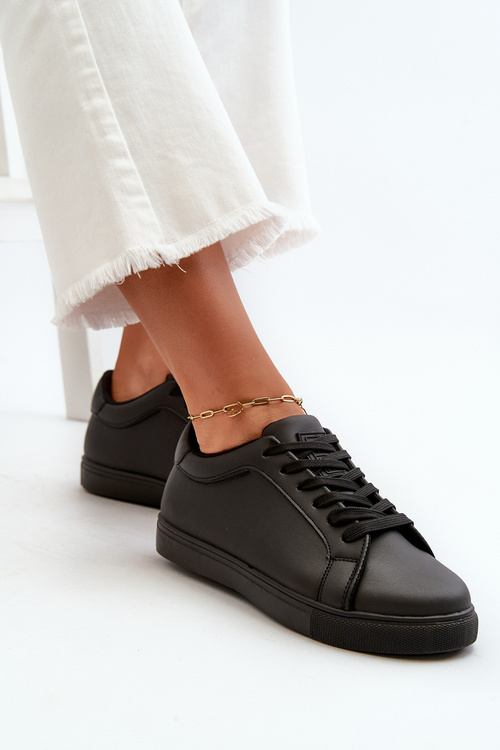 Nízke Dámske Športové Tenisky Z Ekokože Čierne Diunna