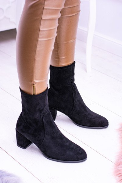 Sergio Leone Izolované sklzom -na čiernych topánkach dám