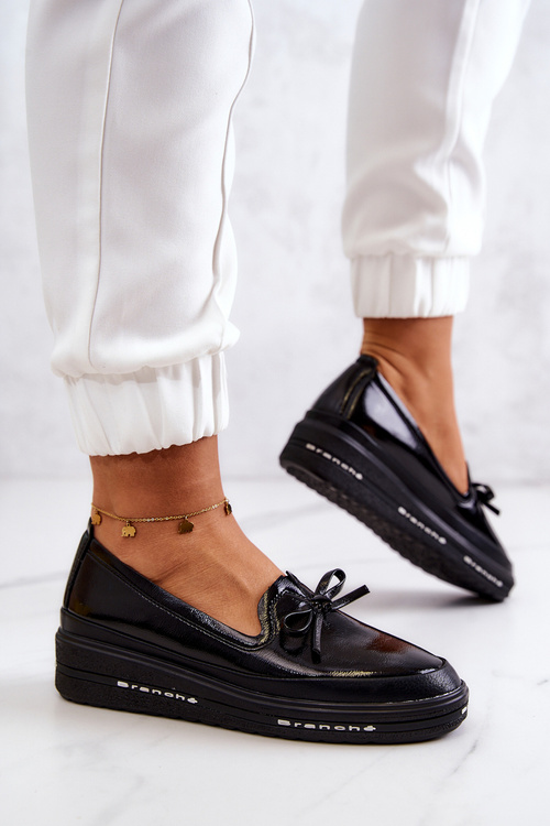 Dámské lakované mokasíny na klínku černý Frilly