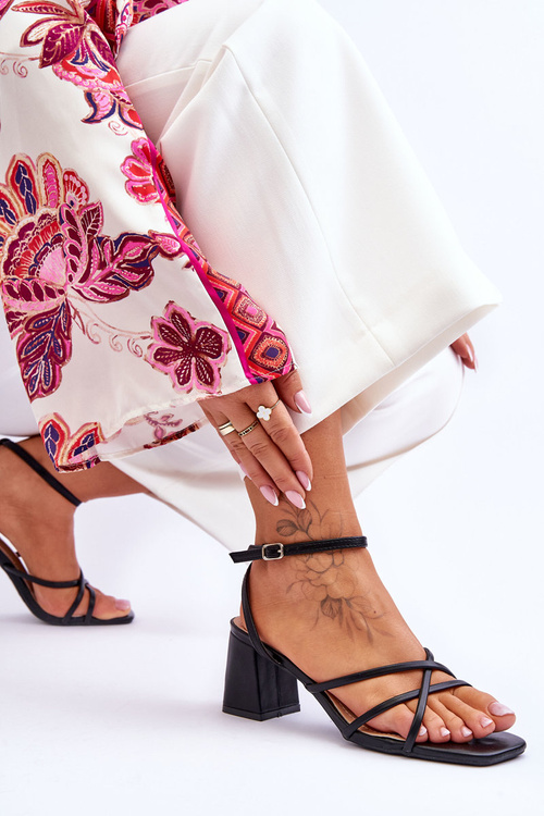 Módne vysoké podpätky čierna felisa