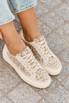 Nízké dámské tenisky s leopardím potiskem Lee Cooper LCW-25-02-3330L béžové