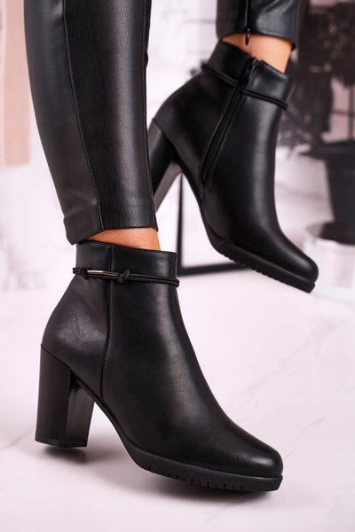 Topánky na stĺpiku izolovanej Sergio Leone Black BT306