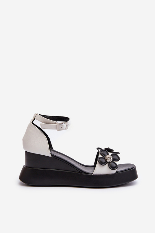 Dámske sandále na platforme a klinové podpätky s kvetmi Biele Foviana