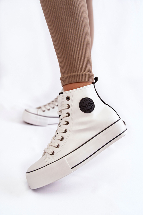 Dámska vysoká izolovaná veľká hviezda kk274170 tenisky biele