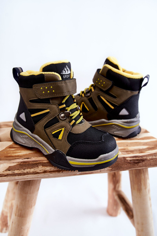 Detské topánky izolované vlnou Khaki Marco