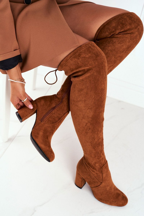 Dámske semišové topánky na ťavom highso post