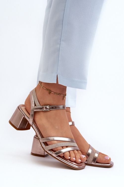 Dámské sandály na nízkém podpatku z ekokůže Sergio Leone SK046 stříbrné