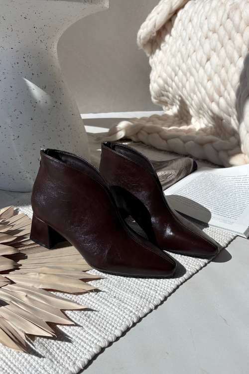 Eko kožené dámské kotníkové boty na podpatku čokoládové Rylina