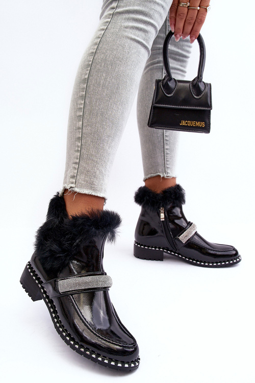 Boty Na Plochém Podpatku A Platformě Sztyblety Černé Linestta