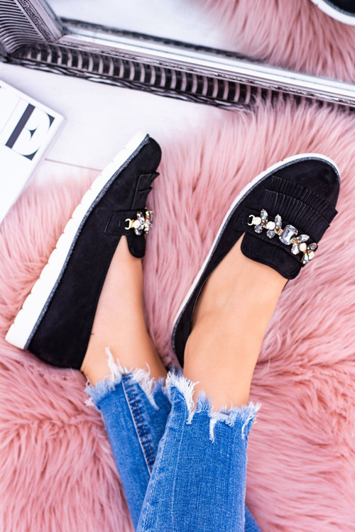 Čierne semišové mokasíry s kryštálmi Vivaro