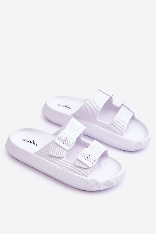 Dámske penové žabky s pruhmi biely sharmen