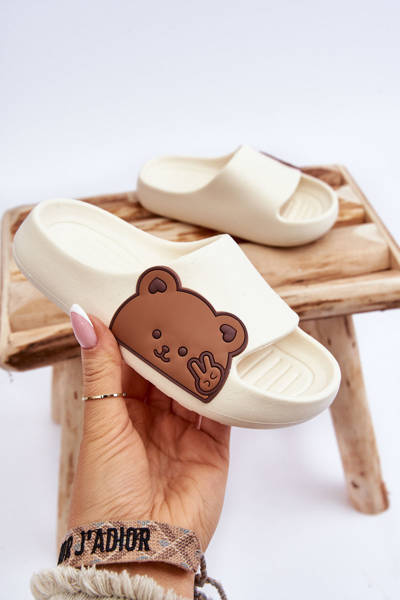 Light penové žabky s bielym medvedíkom Tedi.