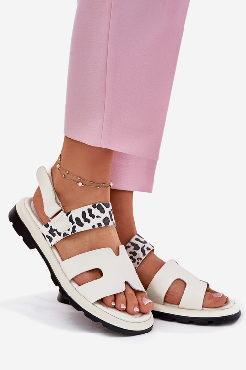 Dámske Kožené Sandále Na Plochosť Pata Leopard Vinceza 66780 Béžové